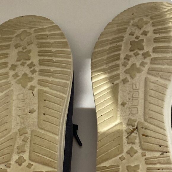 Hey Dude Women's Navy White Chambray Lightweight Slip On Wendy Loafers Size 7 - Picture 11 of 13